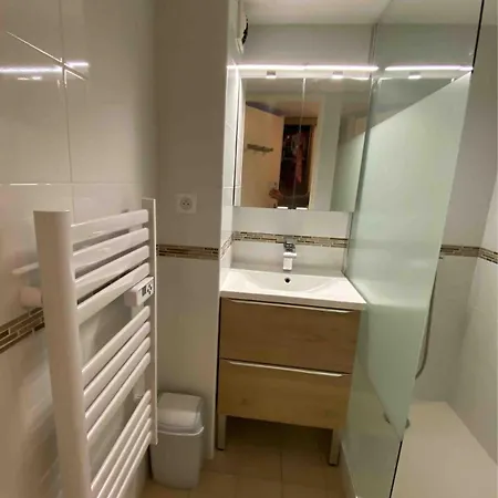 Apartmán Lumineux Avec Vue A 100m De La La Londe-les-Maures